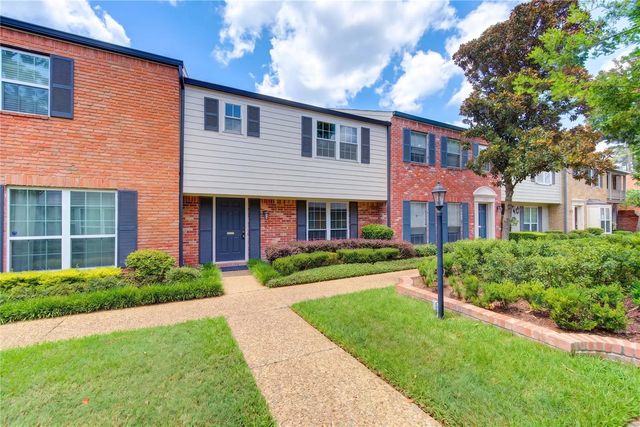12710 Huntingwick Drive 121, Houston