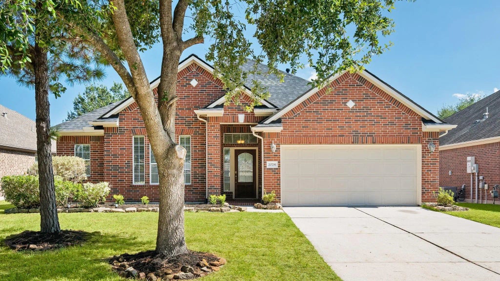 20706 Oakhurst Creek Drive, Porter