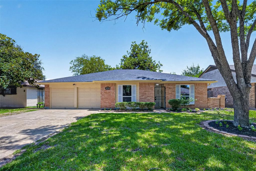 14814 Mcleod Drive, Houston