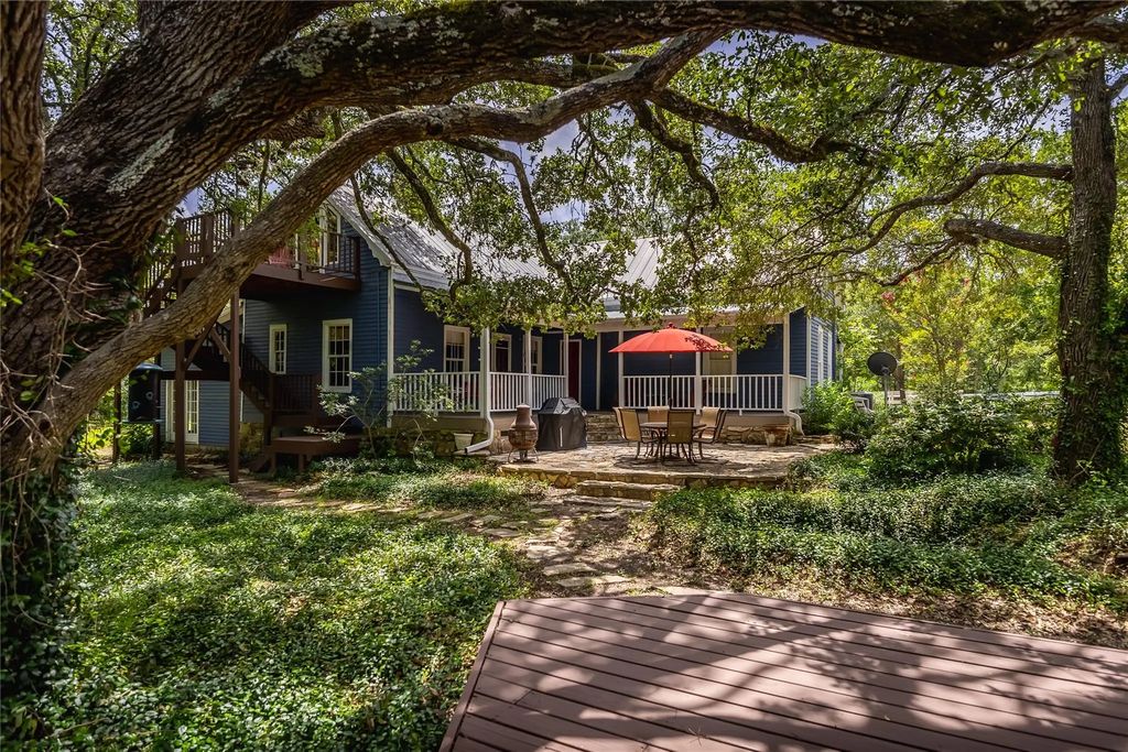 4421 Rehburg Road, Brenham