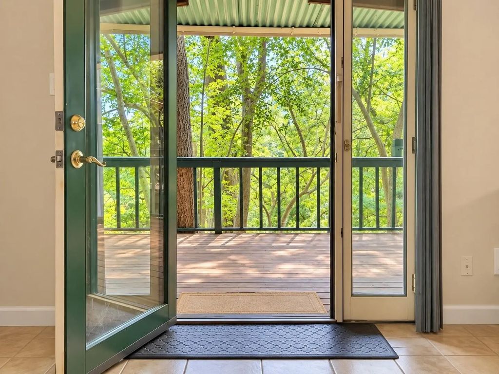 8225 Kingsbrook Road 119, Houston