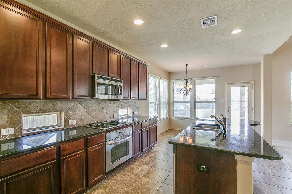 17807 Quiet Loch Lane, Houston