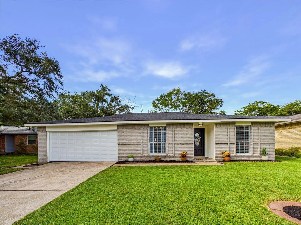 6209 Brookdale Drive, League City