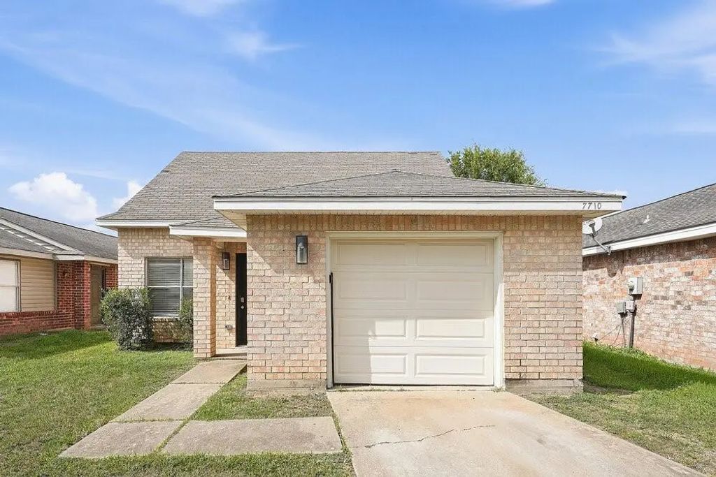 7710 Ellis Drive, Houston