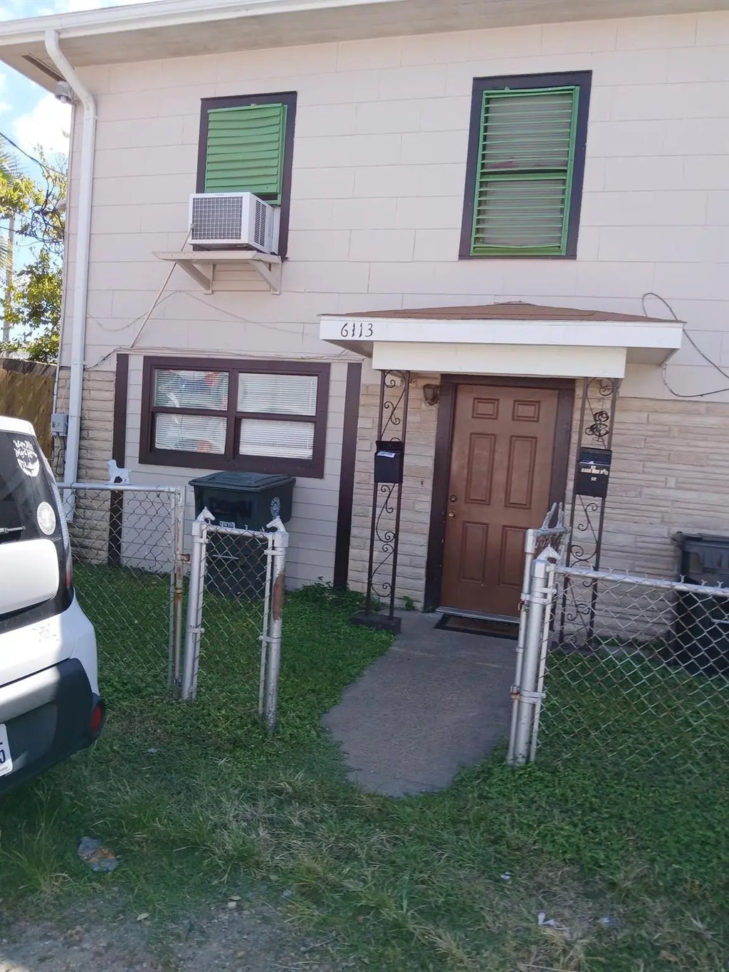 6113 Avenue Q 1/2, Galveston