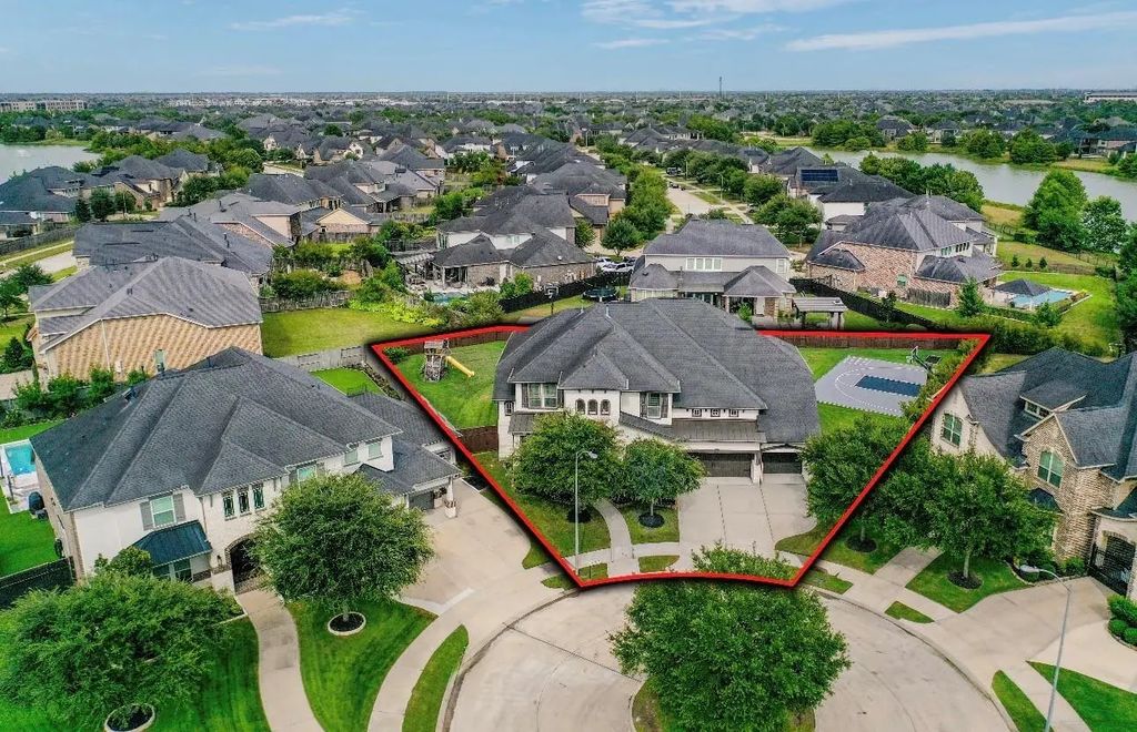 28002 Kendalia Cloud Court, Fulshear