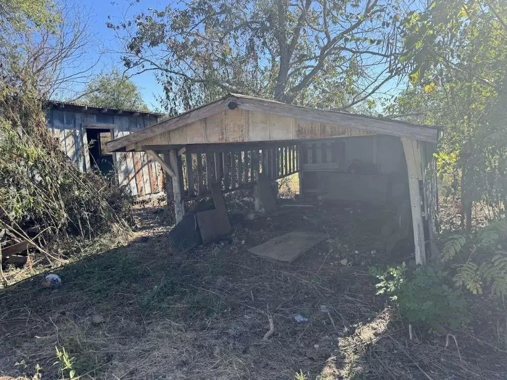 948 S Williamson Street, Giddings