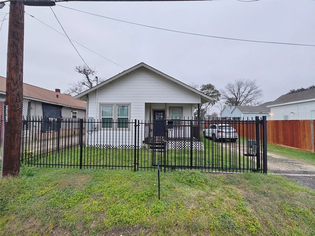 1217 Campbell Street, Houston