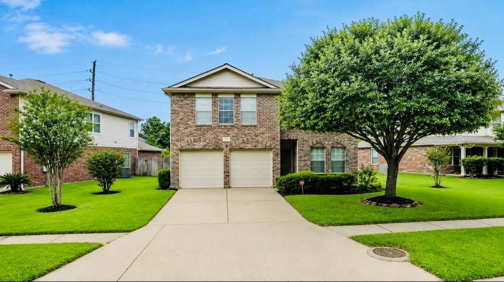 11902 Solon Springs Drive, Tomball