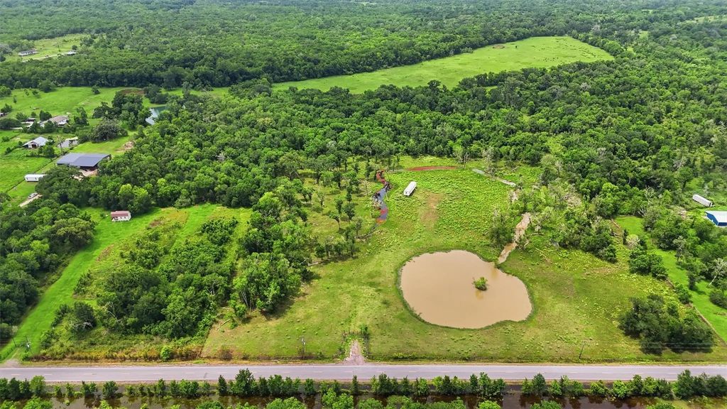 1900 Country Road 30, Angleton