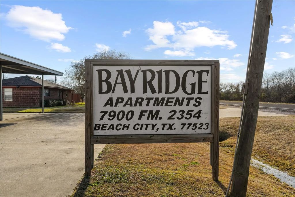 7900 Fm 2354 B, Beach City