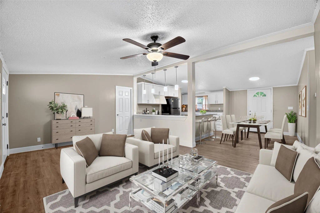 2373 County Road 3405, Cleveland