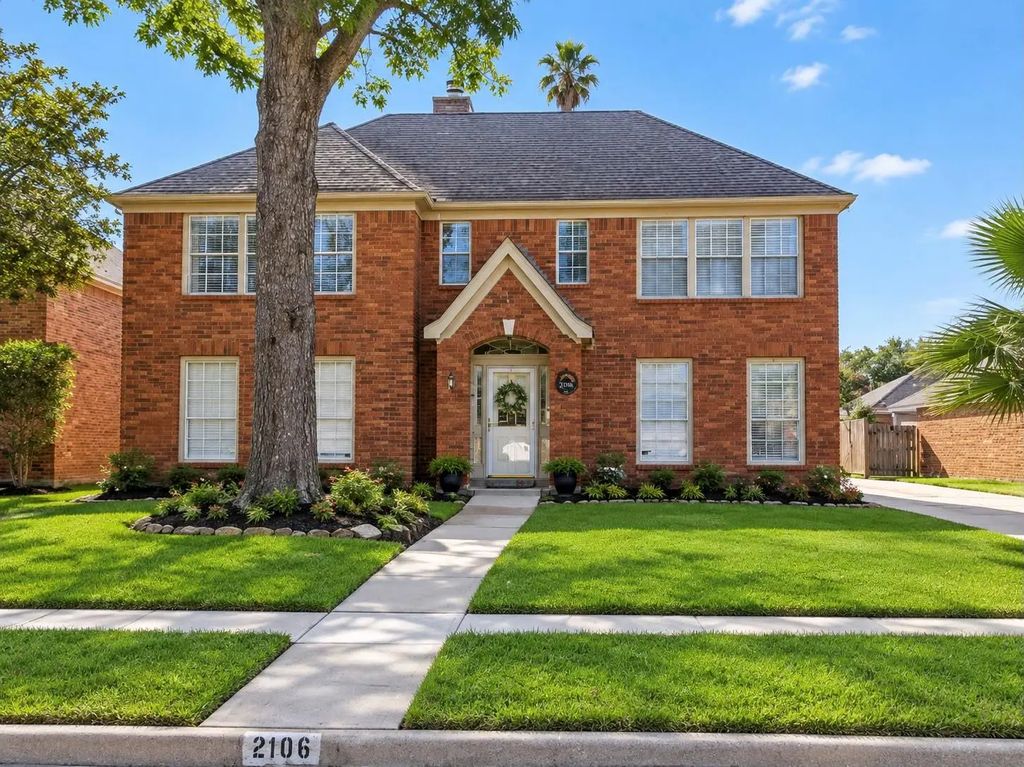 2106 Cherry Hills Drive, League City