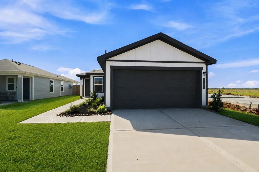 7215 Willow Meadow Lane, Beasley