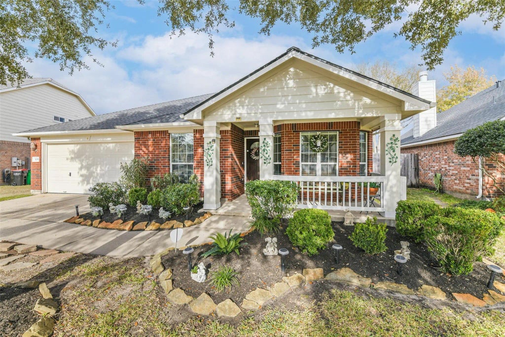 3135 Double Jack Court, Spring