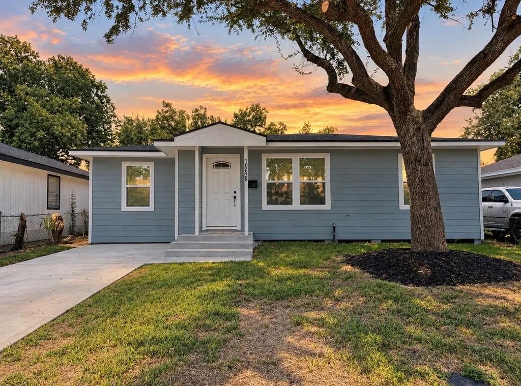 10629 Fairfax Street, Houston