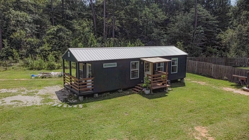 110 Magnolia Springs Lane, Livingston