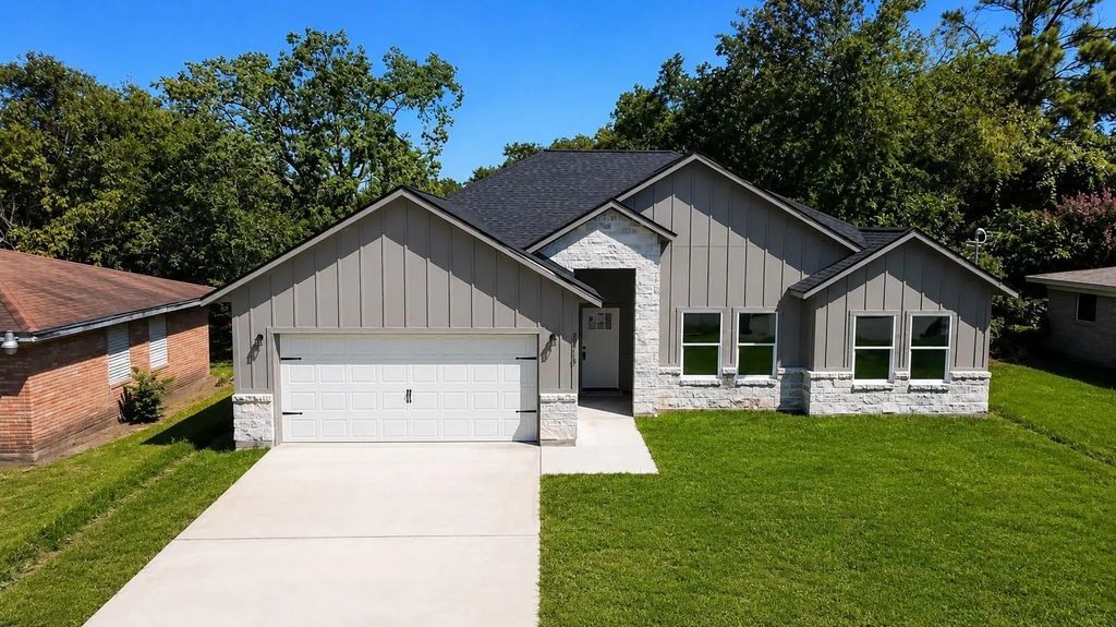 5815 Woodrow Street, Texas City