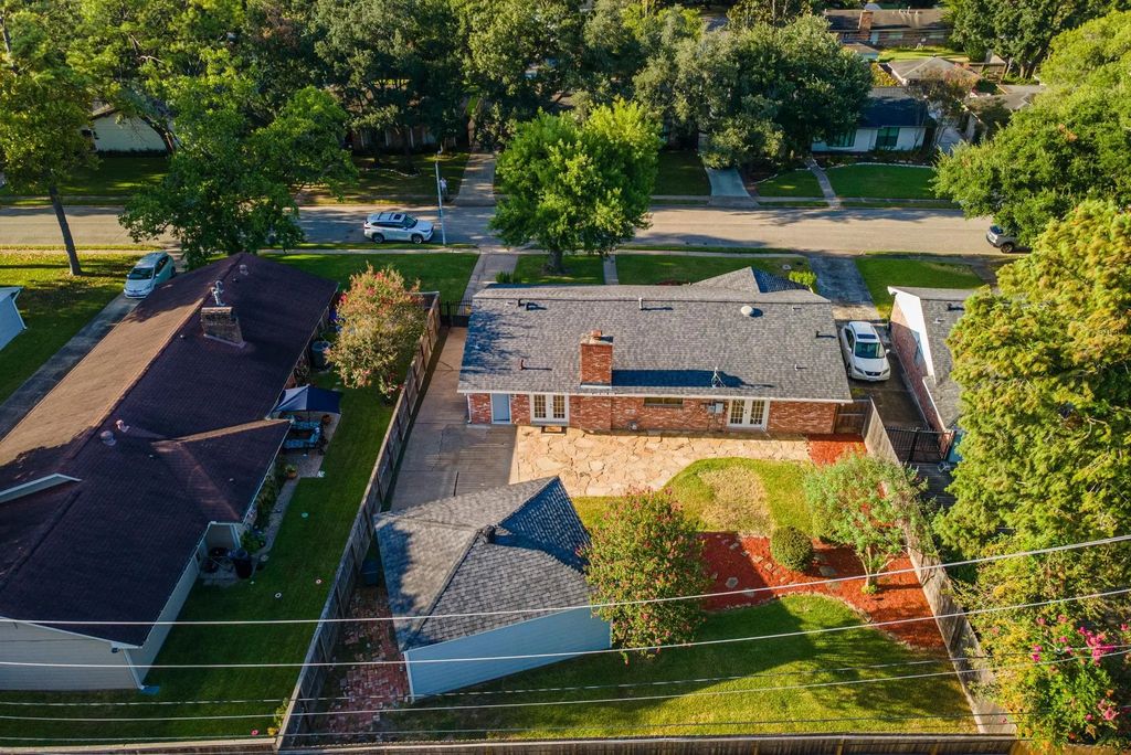 10715 Wickersham Lane, Houston