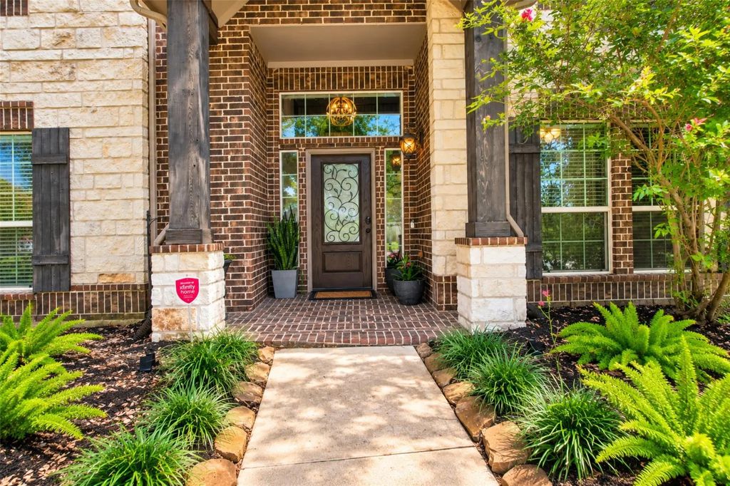 436 Old Orchard Court, Dickinson