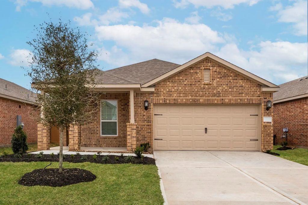 1026 Whispering Winds Drive, Beasley