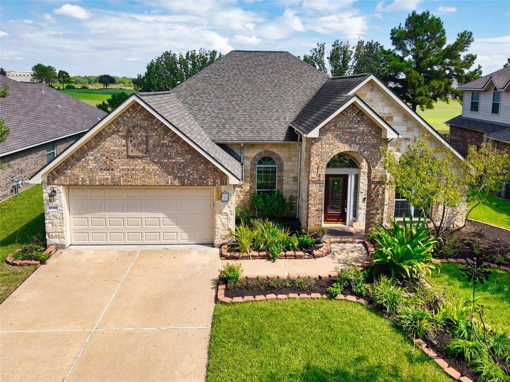 10010 Red Mesa Drive, Houston