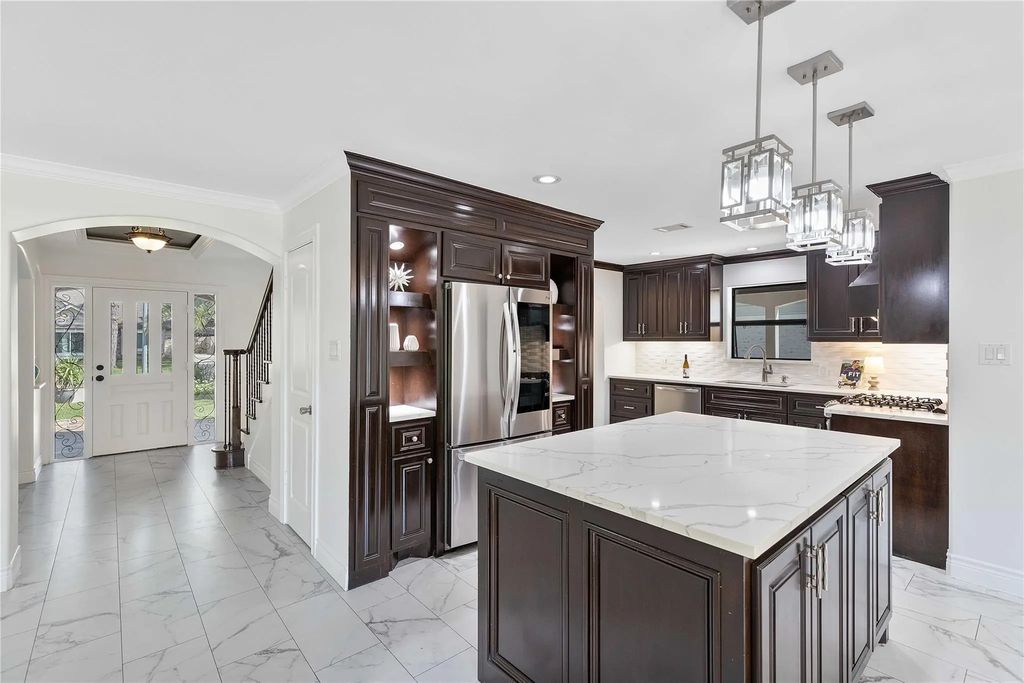 7615 Fernbrook Lane, Houston
