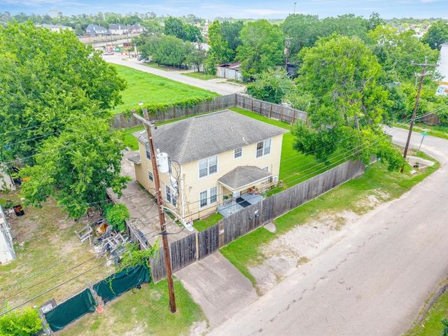 4233 Dupont Street, Houston