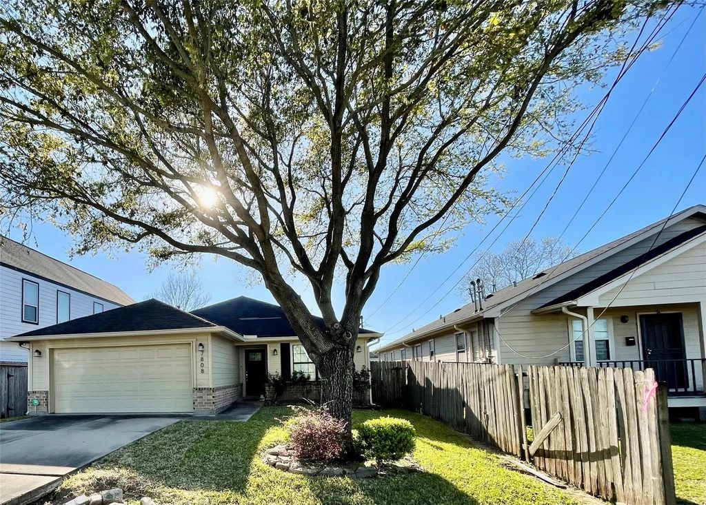 7808 Colonial Lane, Houston