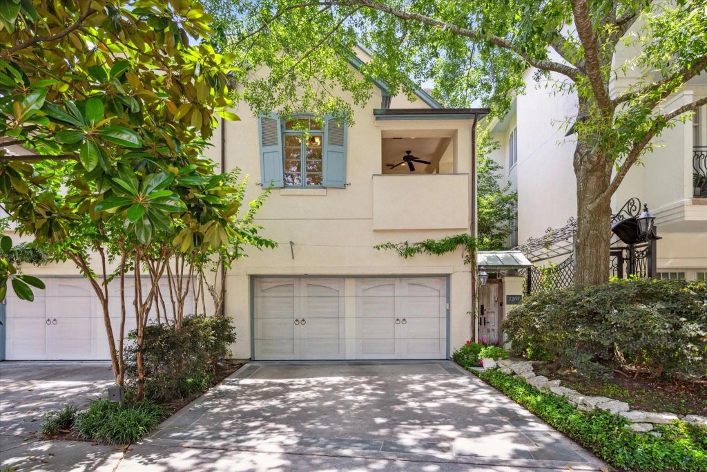 2207 Dunraven Lane, Houston