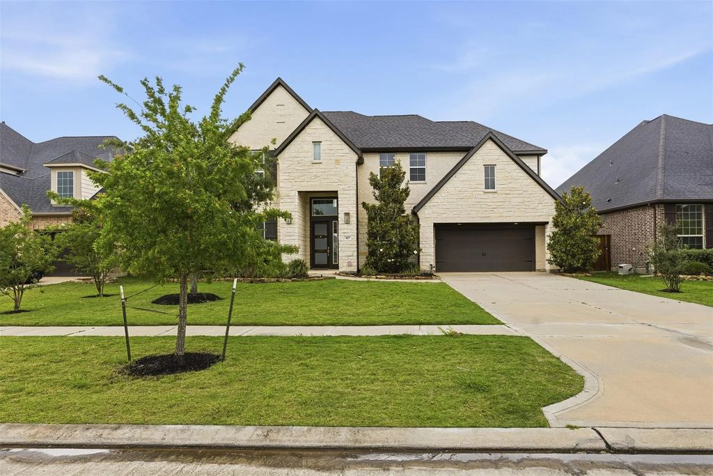 417 Ripple Edge Court, Katy