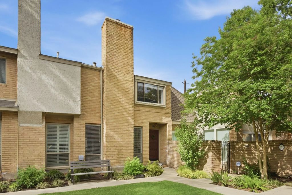 12625 Memorial Drive 51, Houston