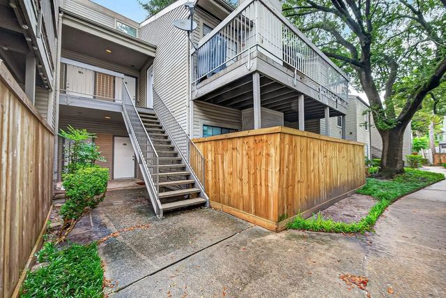 9707 Richmond Avenue 118, Houston