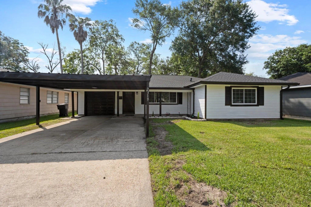 2319 Helena Ave, Nederland