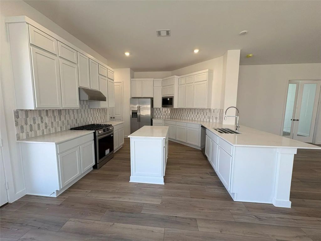 2264 Vargas Street, Montgomery