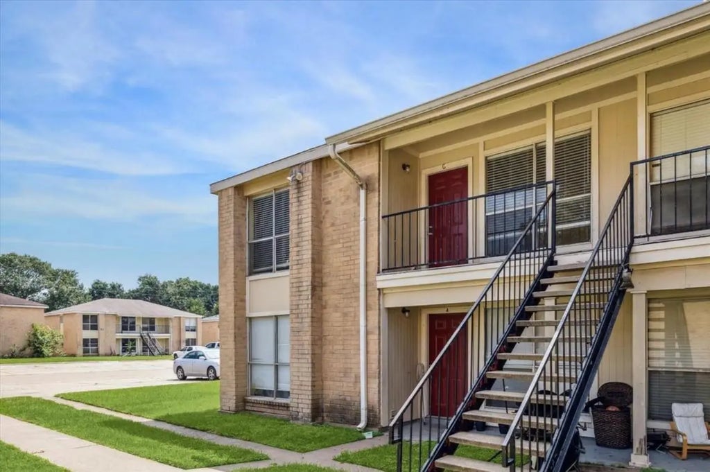 119 Lazy Lane, Sealy