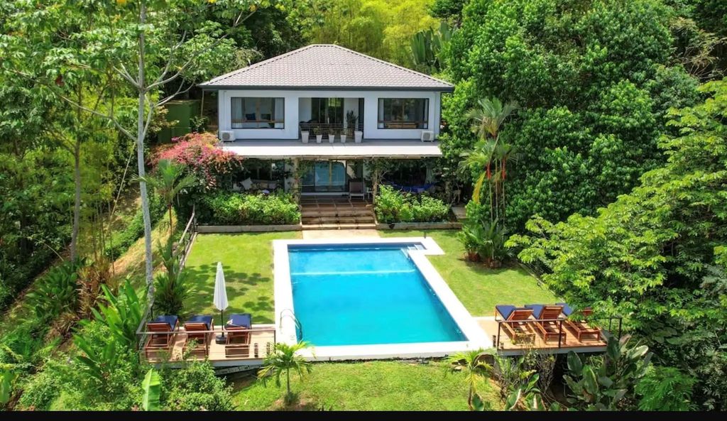 65fg+9pp Pacific Edge Road, 