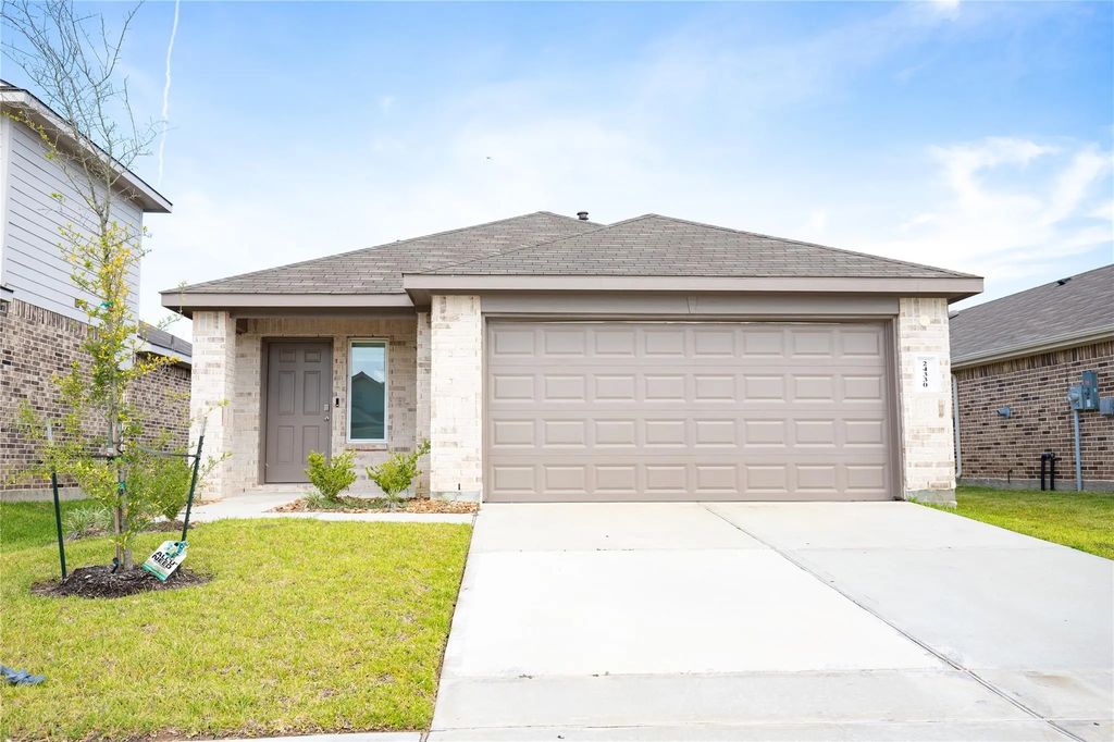 24330 Saddlestone Green Drive, Spring