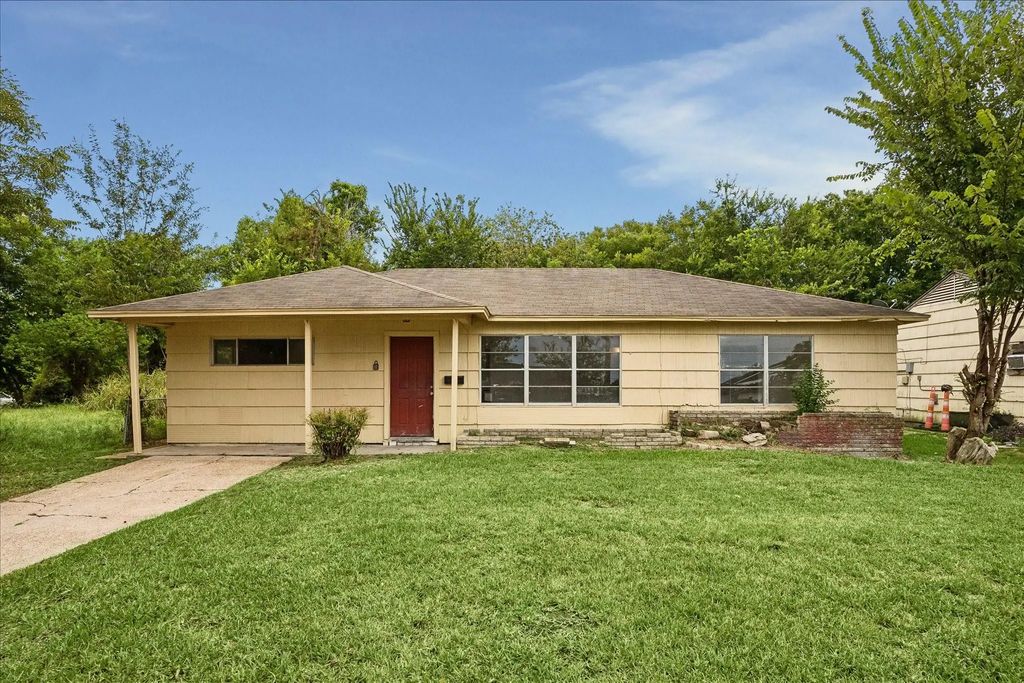 8607 Rockford Drive, Houston
