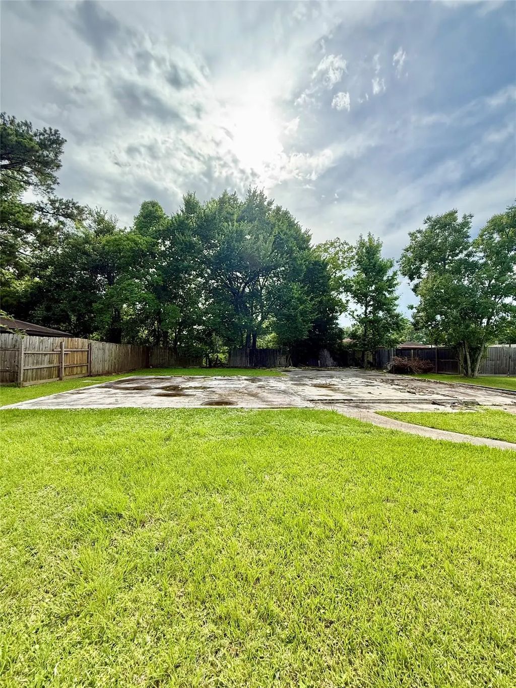 320 Hebert Street, Vidor