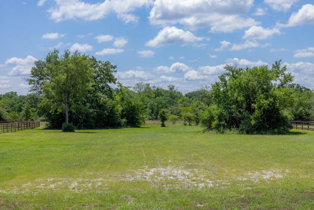 6848 Atakapan Trail, Bedias