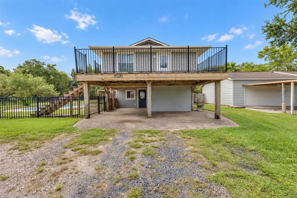 3920 Stewart Road, Kemah
