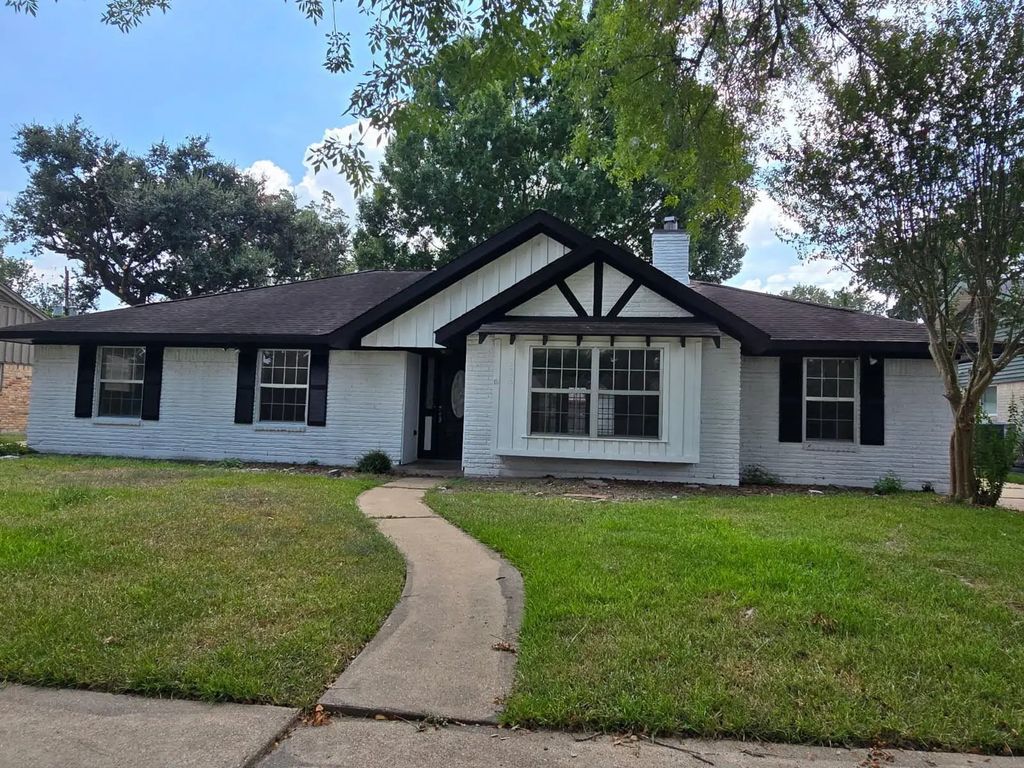 5835 Paisley Street, Houston