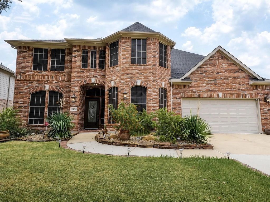 1904 Keswick Court, Pearland