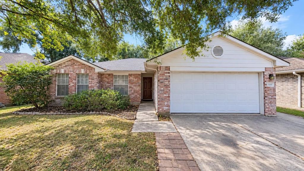 5026 Edgegate Drive, Spring