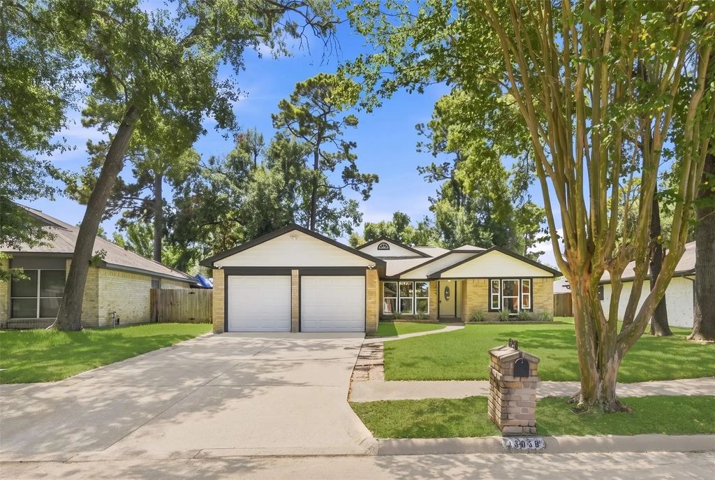 13030 Ellesmere Drive, Houston