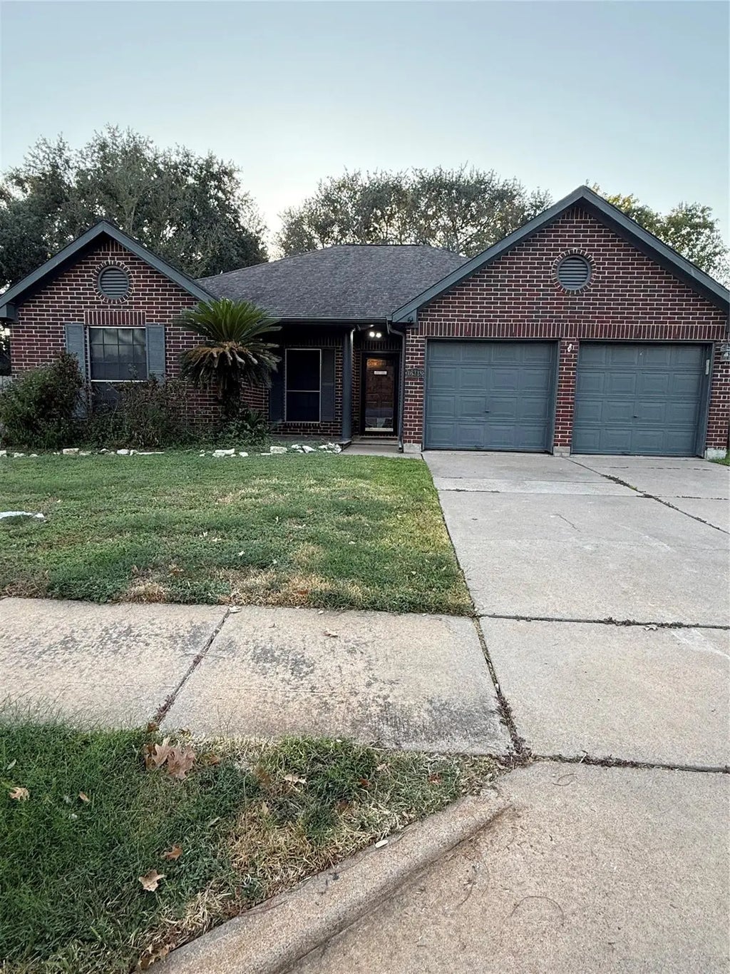 16318 Dawncrest Way, Sugar Land