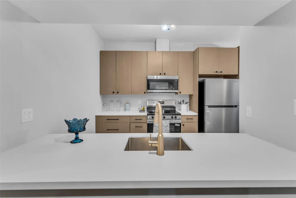 8100 Cambridge Street 125, Houston