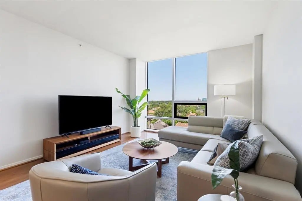 5100 San Felipe Street 88, Houston