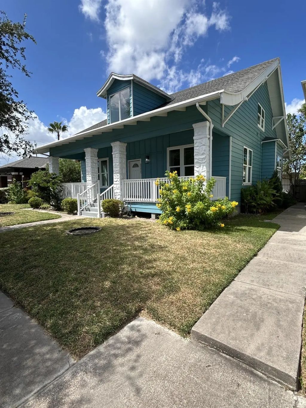 3124 Avenue R 1/2, Galveston